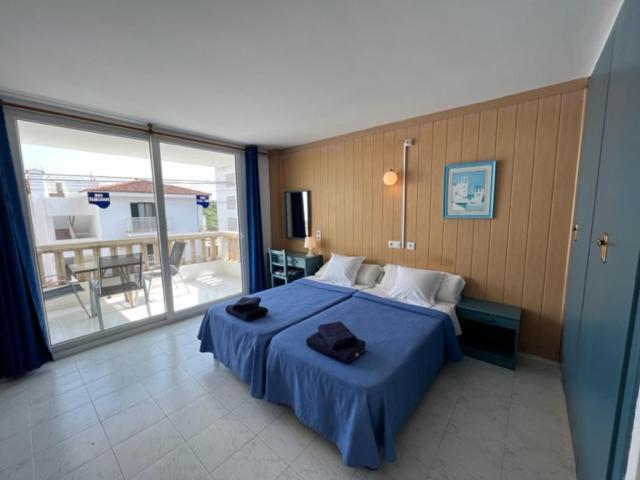 Apartamentos Can Marsalet Puerto Colom Exteriör bild