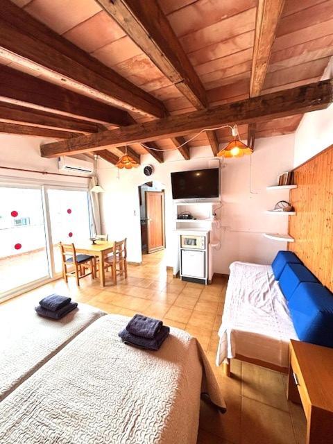 Apartamentos Can Marsalet Puerto Colom Exteriör bild